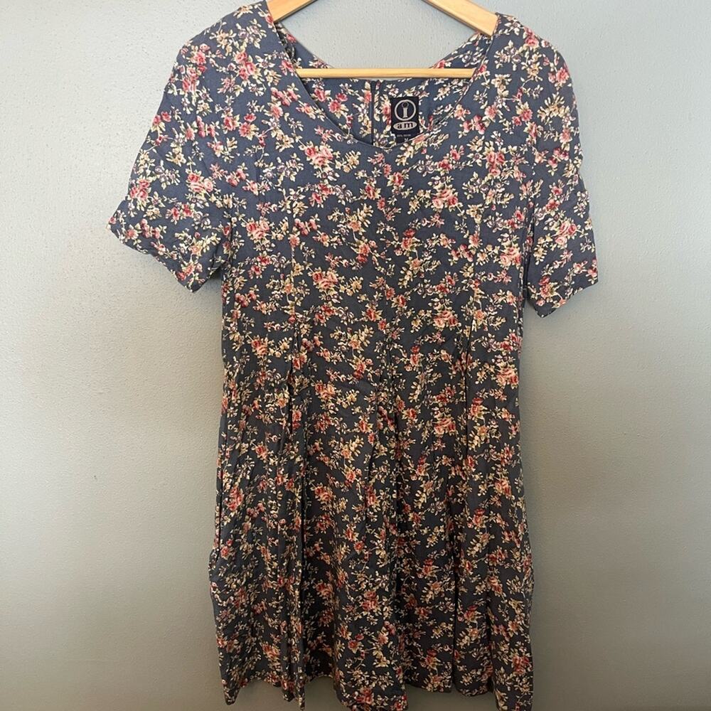 Vintage I Am Floral Short Sleeve Dress